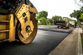 Best Driveway Snow Removal Preparation  in Dayton, MN